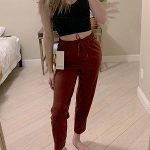 Lululemon Keep Moving Pant Savannah